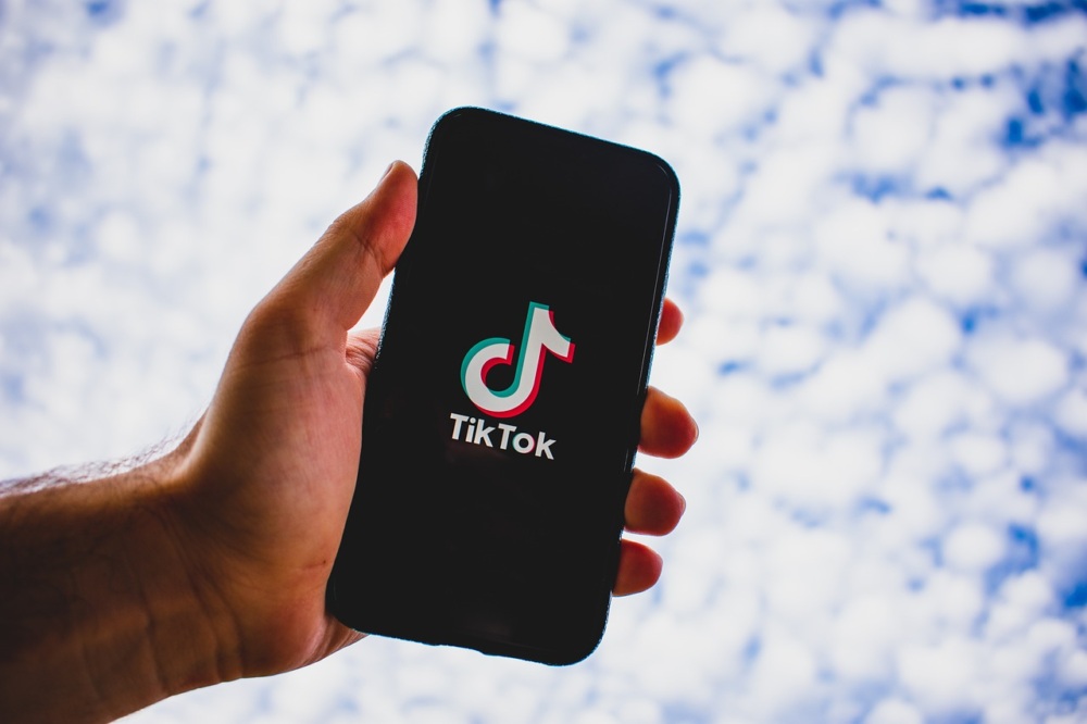 Support TikTok multi-account operations: Why choose professional network service-98IP